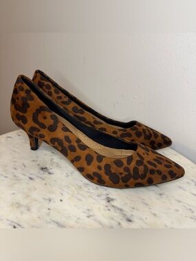 Torrid Heels Size 11 Wide leopard shoes 
Vegan Suede animal print
